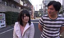 Gadis Jepang yang nyaris tidak sah sangat malu dengan orang asing